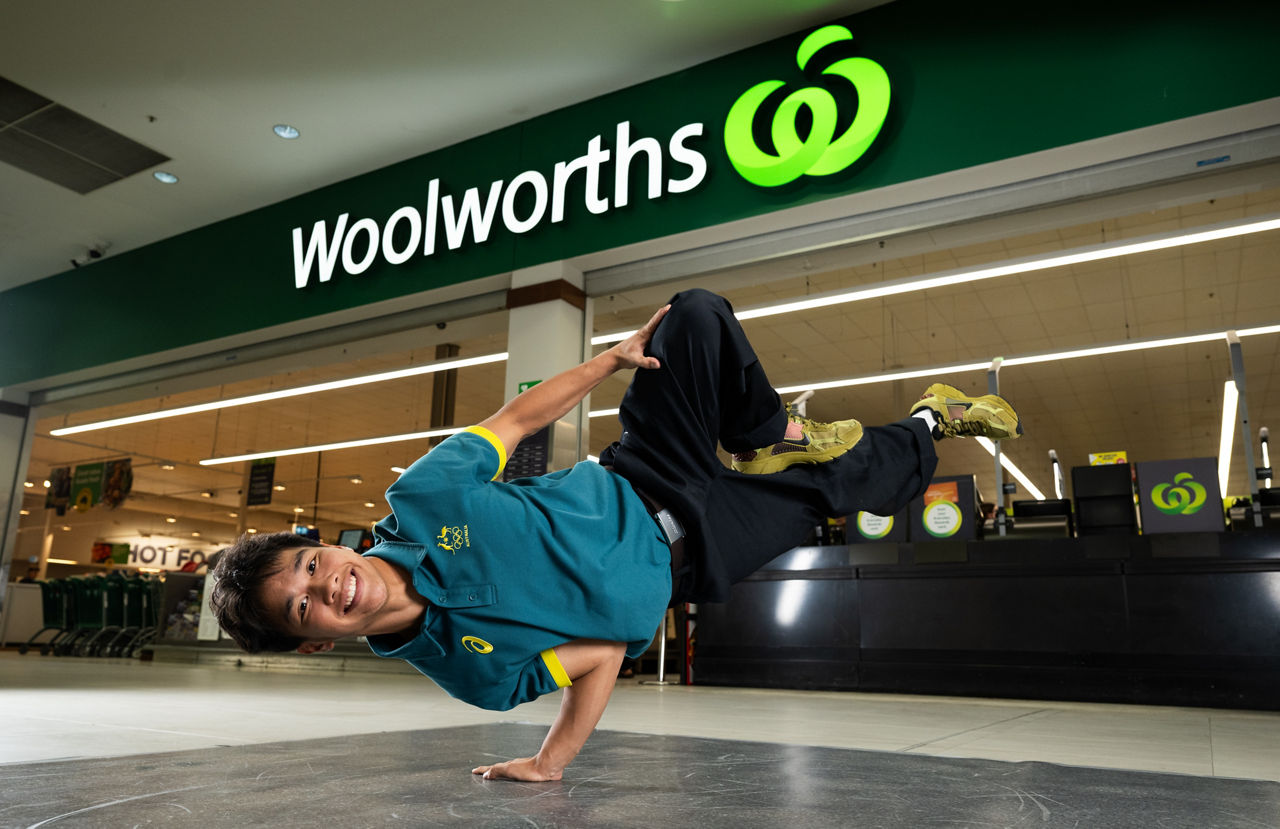 Woolworths dives into Olympic and Paralympic Games partnership by boosting grassroots Aussie sports clubs with $1m in grants