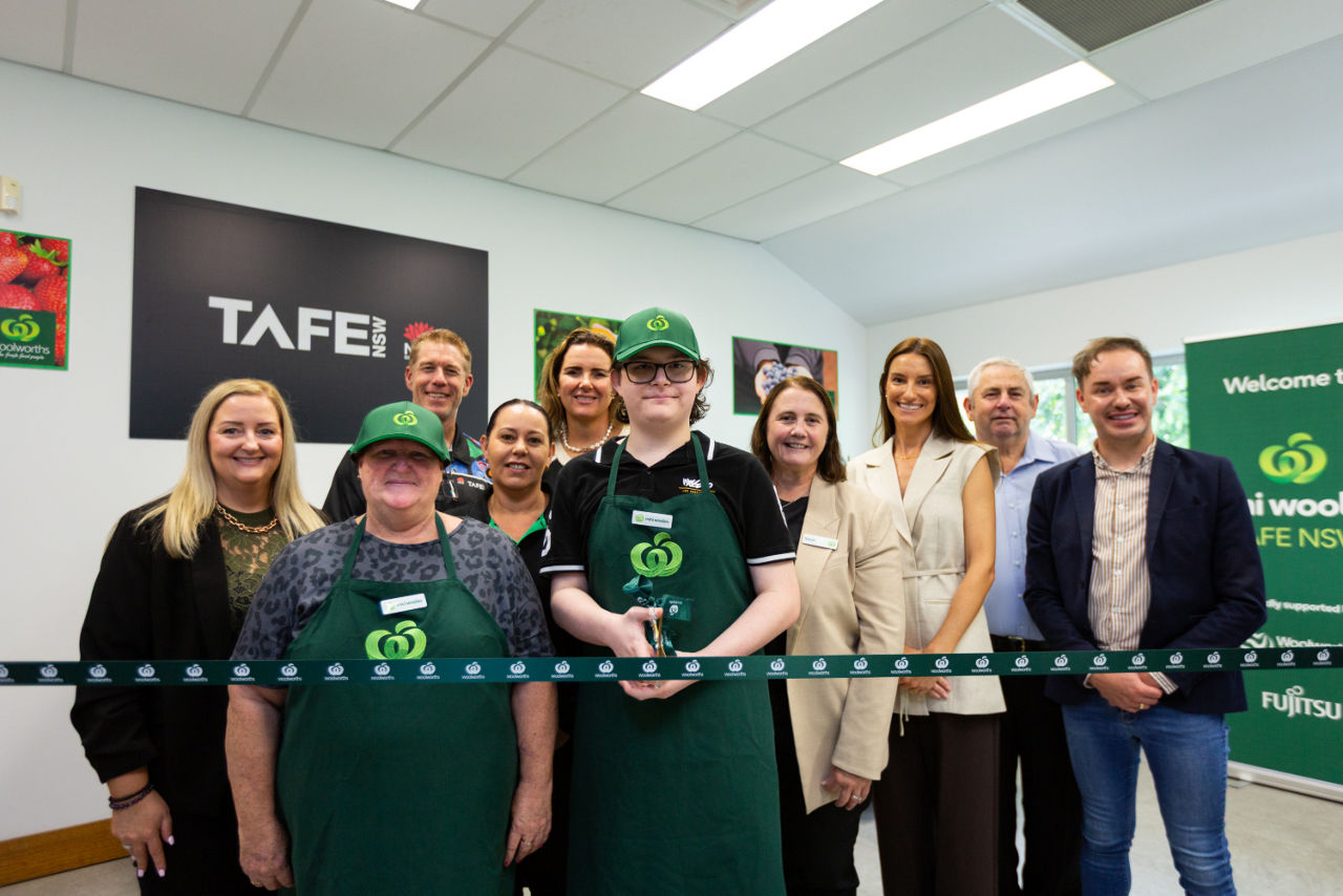 Mini Woolies Tafe Casino launch ribbon cutting